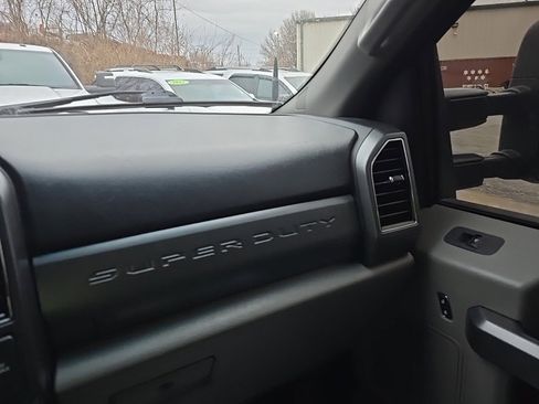 Used 2019 Ford F350 XLT w/ XLT Value Package image 25