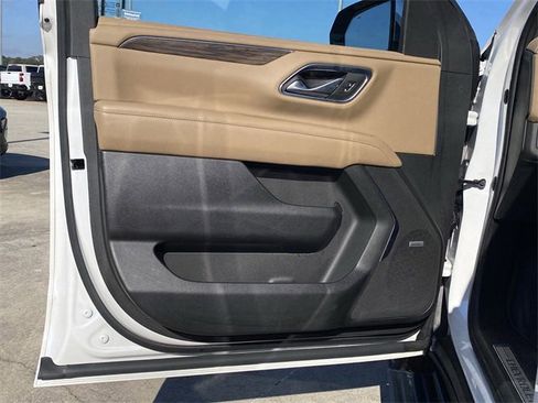 Used 2023 Chevrolet Tahoe Premier image 23