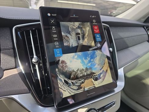 New 2026 Volvo XC90 T8 Ultra w/ Protection Package Premier image 33