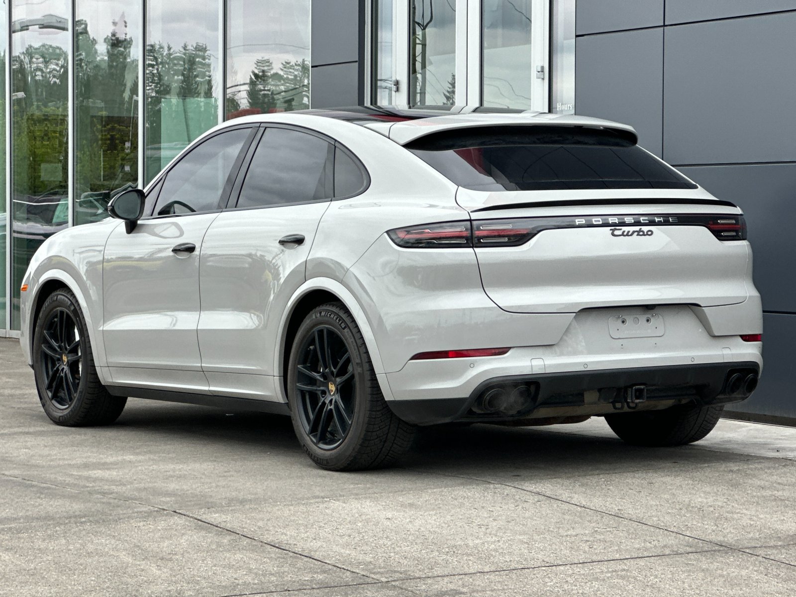 Used 2020 Porsche Cayenne Turbo AWD/4WD image 6
