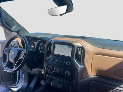 Used 2022 Chevrolet Silverado 2500 High Country w/ Z71 Off-Road Package AWD/4WD image 28