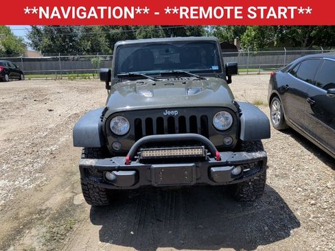 Used 2016 Jeep Wrangler Unlimited Rubicon AWD/4WD image 2