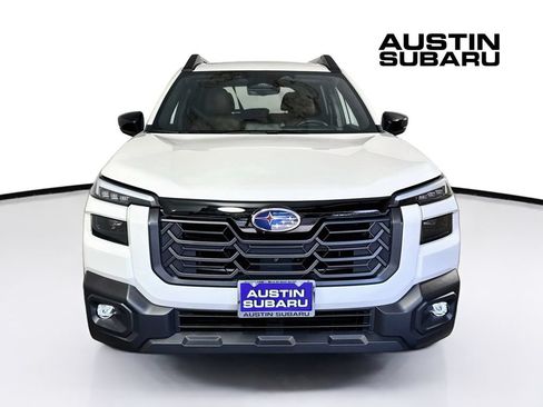 Used 2026 Subaru Outback Touring XT AWD/4WD image 2