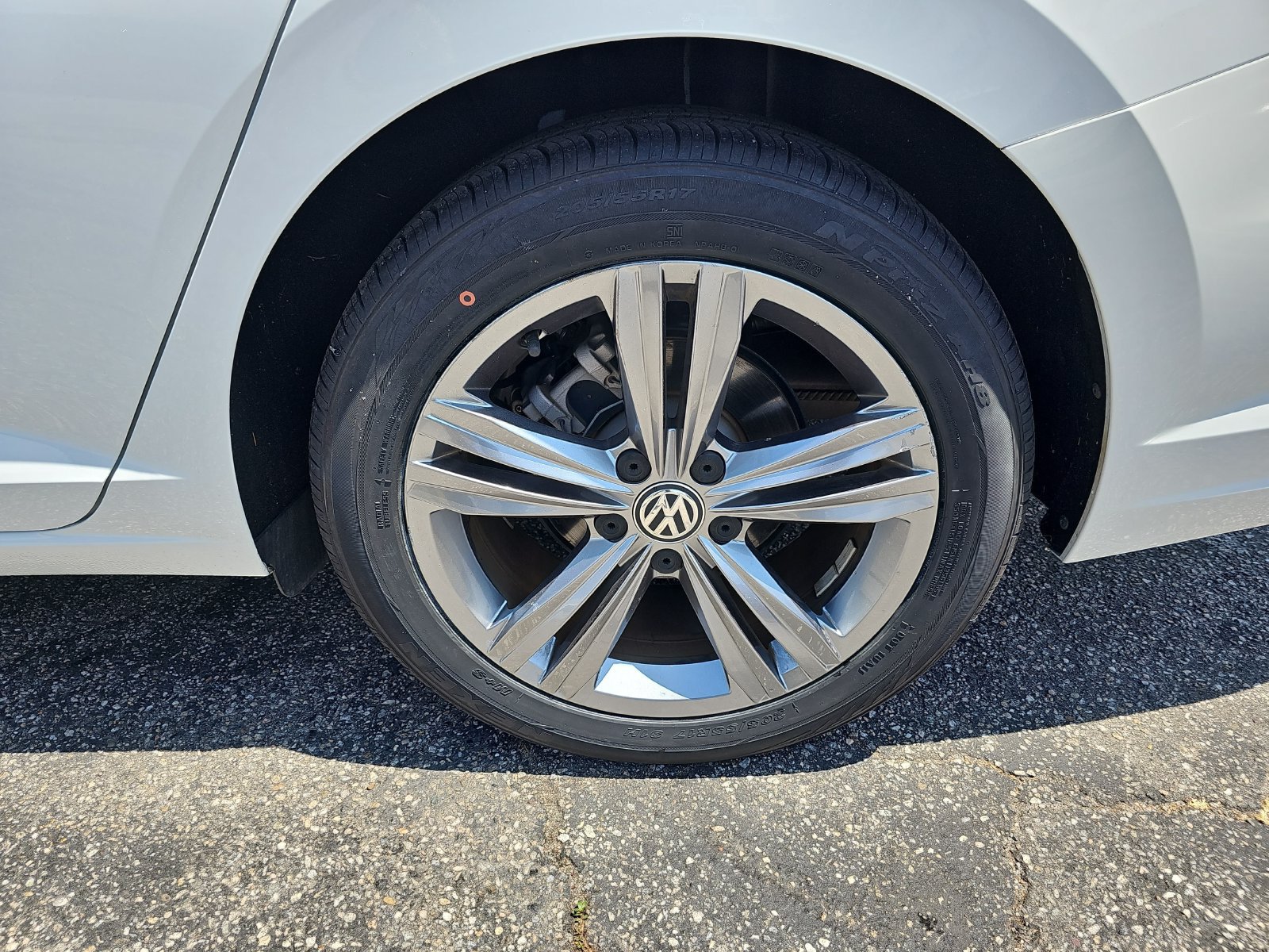Used 2020 Volkswagen Jetta R-Line FWD image 35