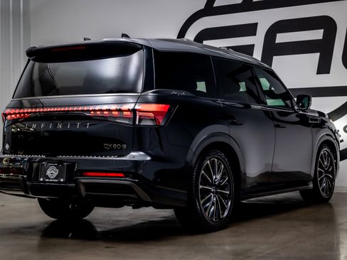 Used 2025 INFINITI QX80 Autograph w/ Autograph Exterior Package AWD/4WD image 33