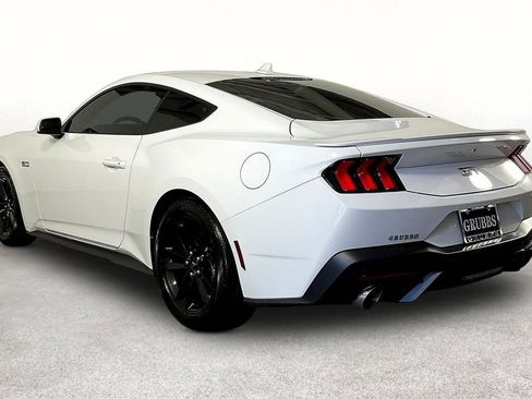 Used 2024 Ford Mustang GT RWD image 15