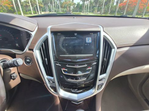 Used 2013 Cadillac SRX Luxury FWD image 15
