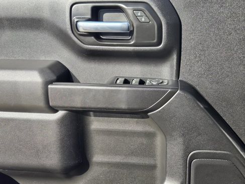 Used 2022 Chevrolet Silverado 1500 Custom image 24