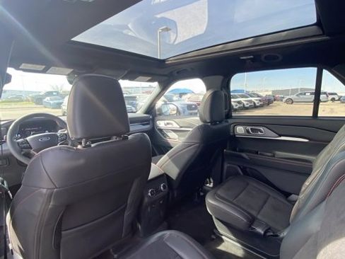 Used 2026 Ford Explorer ST w/ Sun And Sound Package image 7