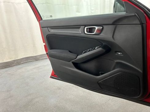 Used 2025 Honda Civic Sport image 15