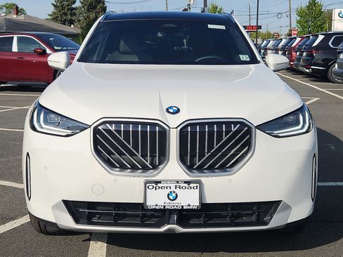 Used 2026 BMW X3 xDrive30 w/ Convenience Package AWD/4WD image 2