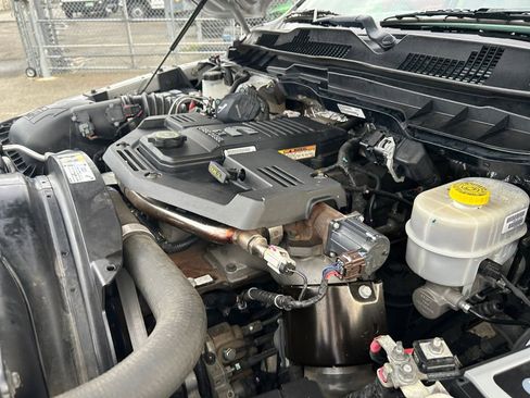 Used 2016 RAM 2500 SLT w/ Protection Group image 31