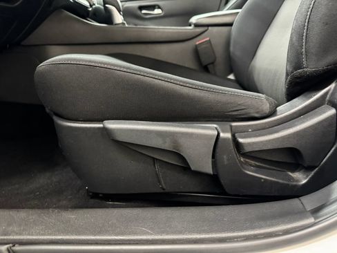 Used 2024 Nissan Sentra SV w/ Trunk Package FWD image 14
