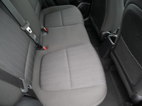 Used 2021 Hyundai Venue SE FWD image 19