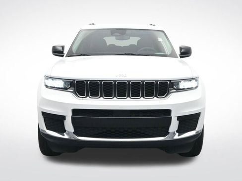 Used 2023 Jeep Grand Cherokee L Laredo image 2