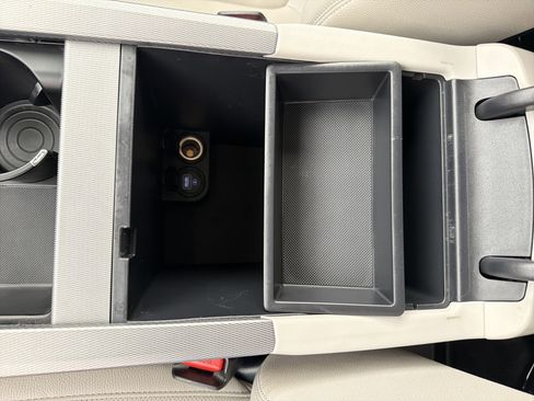 Used 2022 Hyundai Palisade SEL w/ Premium Package image 22