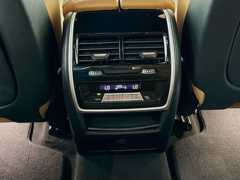 Used 2021 BMW X5 sDrive40i w/ Premium Package image 27