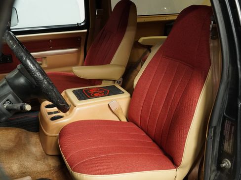 Used 1988 Dodge Ramcharger 2WD image 40