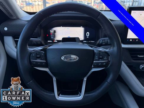 Used 2025 Ford Explorer Platinum w/ LUX Leather Package image 11