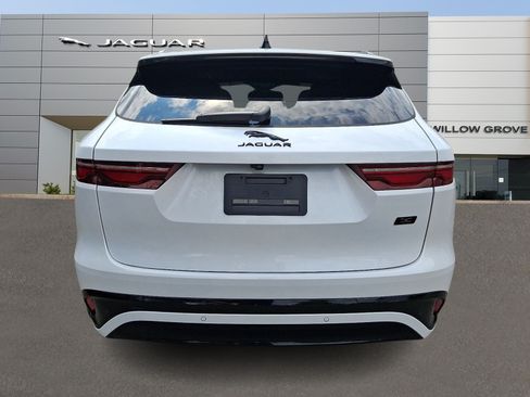Used 2026 Jaguar F-PACE R-Dynamic S AWD/4WD image 7