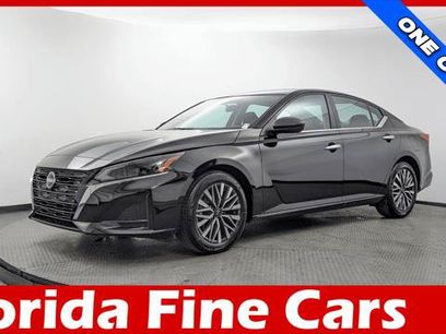 Used 2025 Nissan Altima 2.5 SV