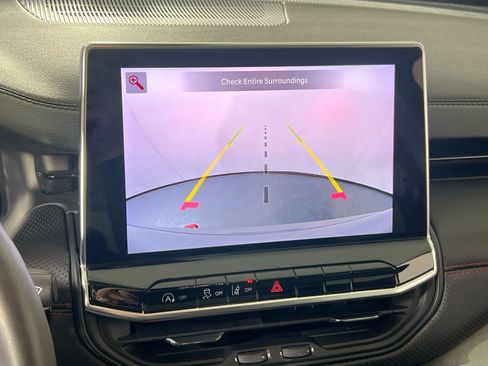 Used 2022 Jeep Compass Trailhawk w/ Trailhawk Elite Group image 14