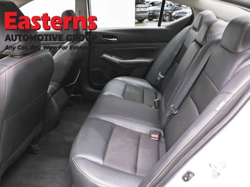 Used 2022 Nissan Altima 2.0 SR FWD image 21