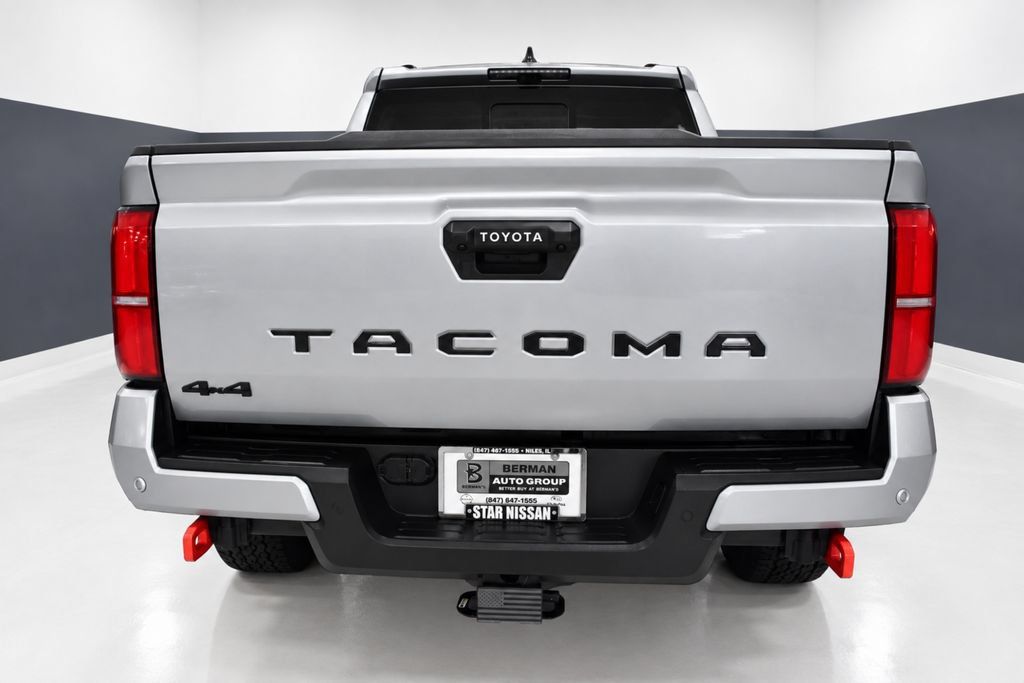 Used 2024 Toyota Tacoma TRD Off-Road w/ TRD Off Road Premium Package AWD/4WD image 9