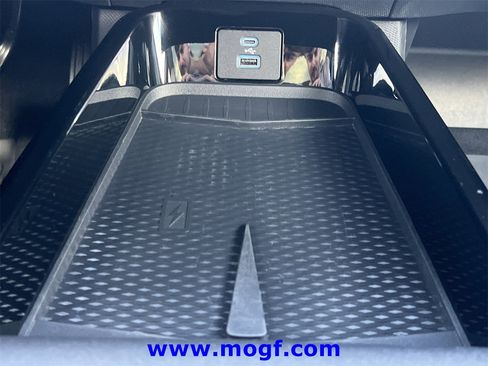 Certified 2023 Ford Mustang Mach-E Premium image 9