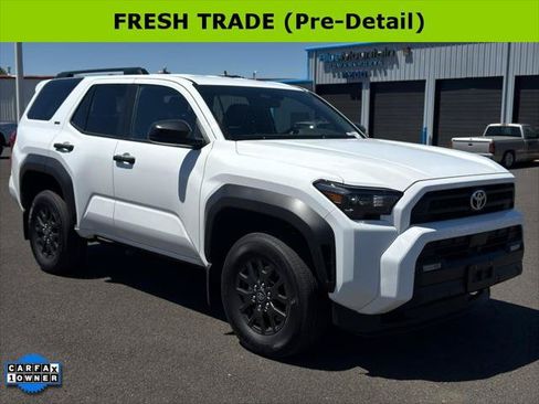 Certified 2026 Toyota 4Runner SR5 AWD/4WD image 1