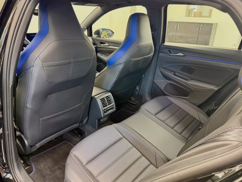 Used 2025 Volkswagen Golf R Black Edition image 59