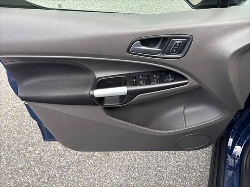 Used 2019 Ford Transit Connect XLT FWD image 16
