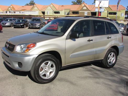 Used 2005 Toyota RAV4 2WD image 6