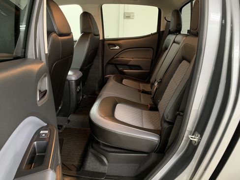 Used 2022 Chevrolet Colorado Z71 image 37