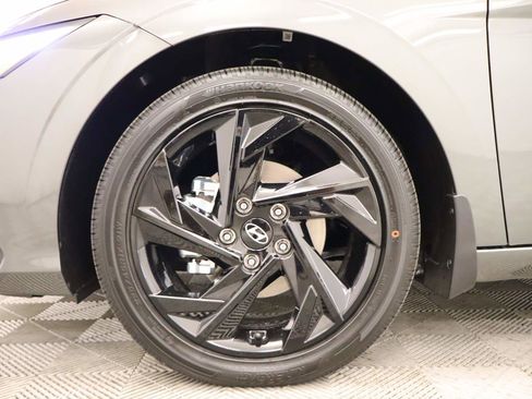 New 2026 Hyundai Elantra SEL Sport image 6