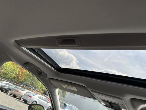 New 2026 Acura Integra image 16