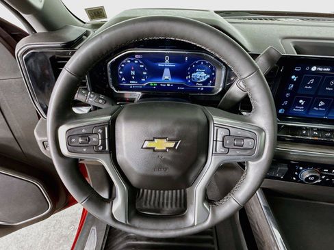 Used 2024 Chevrolet Silverado 2500 LTZ w/ LTZ Convenience Package AWD/4WD image 4
