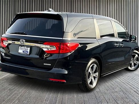 Used 2018 Honda Odyssey Touring image 2