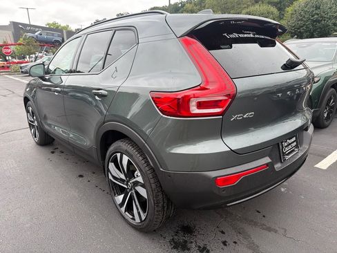Used 2026 Volvo XC40 B5 Plus w/ Protection Package Premier AWD/4WD image 2