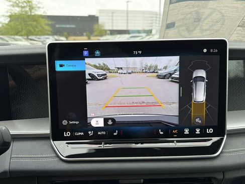 New 2026 Volkswagen Tiguan SE R-Line FWD image 28