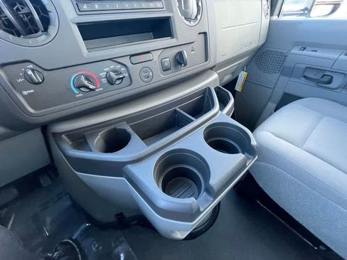 New 2024 Ford E-450 and Econoline 450 Super Duty w/ Power Windows & Locks Group image 19