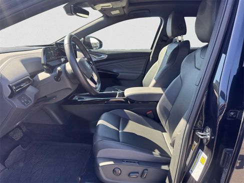 Certified 2023 Volkswagen ID.4 Pro S Plus image 9