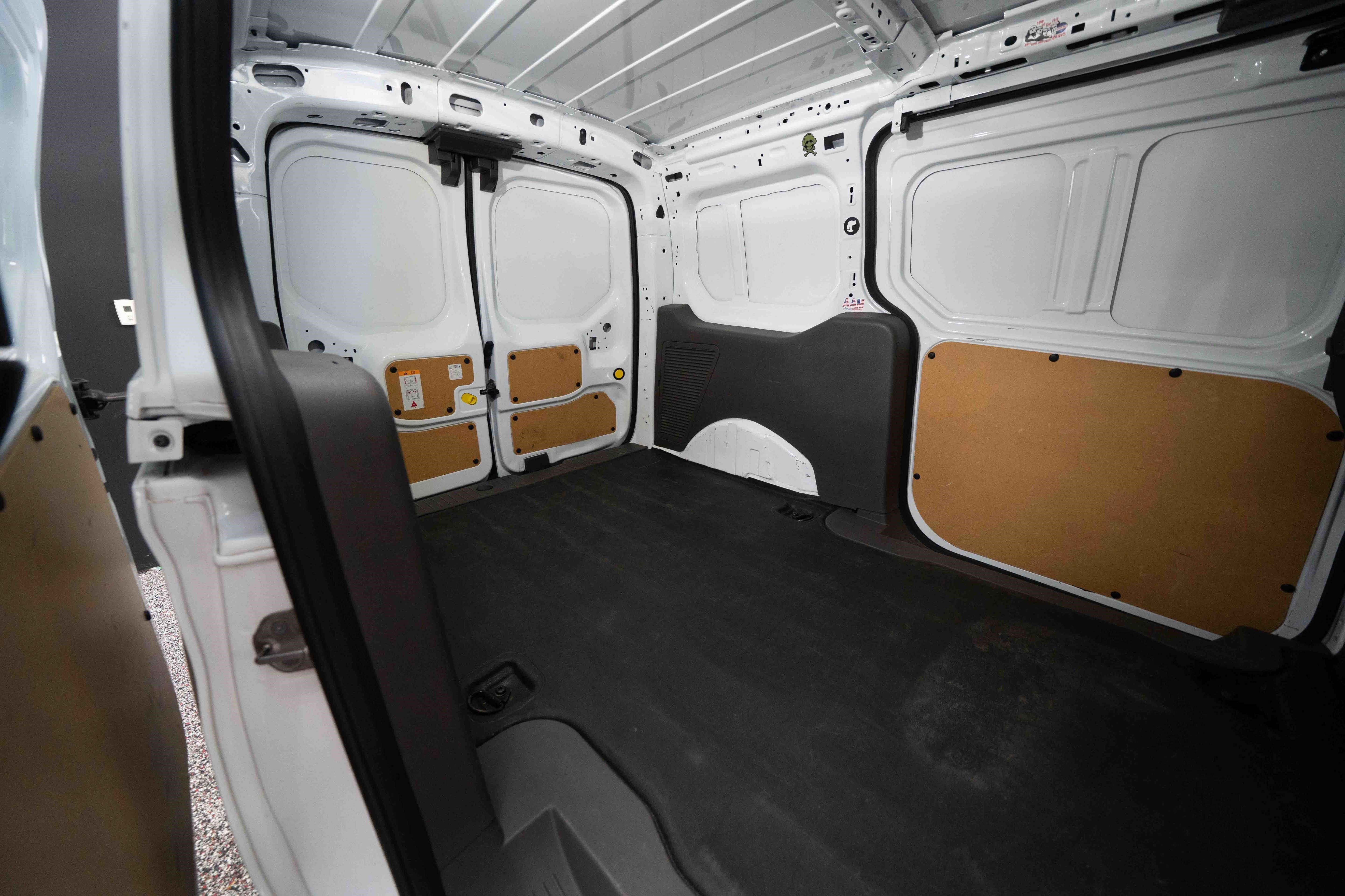 Used 2022 Ford Transit Connect XL FWD image 24