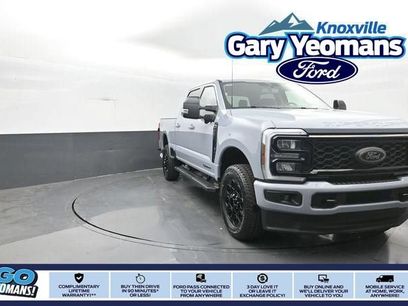 New 2026 Ford F250 Lariat w/ Black Appearance Package