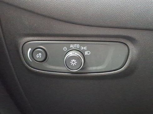 Used 2022 Chevrolet Equinox LT image 26