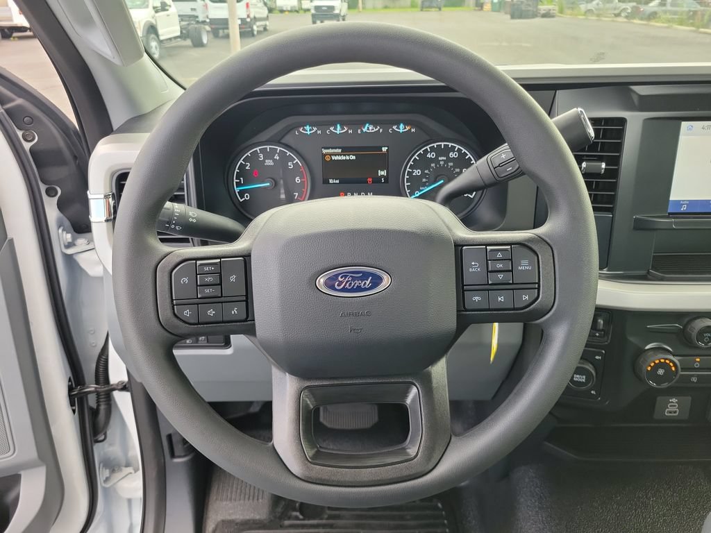 New 2026 Ford F350 XL w/ FX4 Off-Road Package AWD/4WD image 18