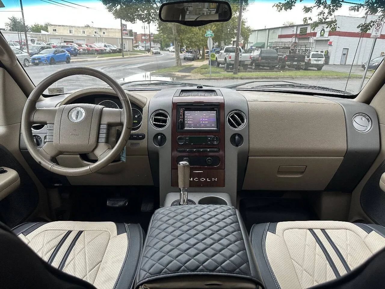 Used 2006 Lincoln Mark LT 4x4 image 15