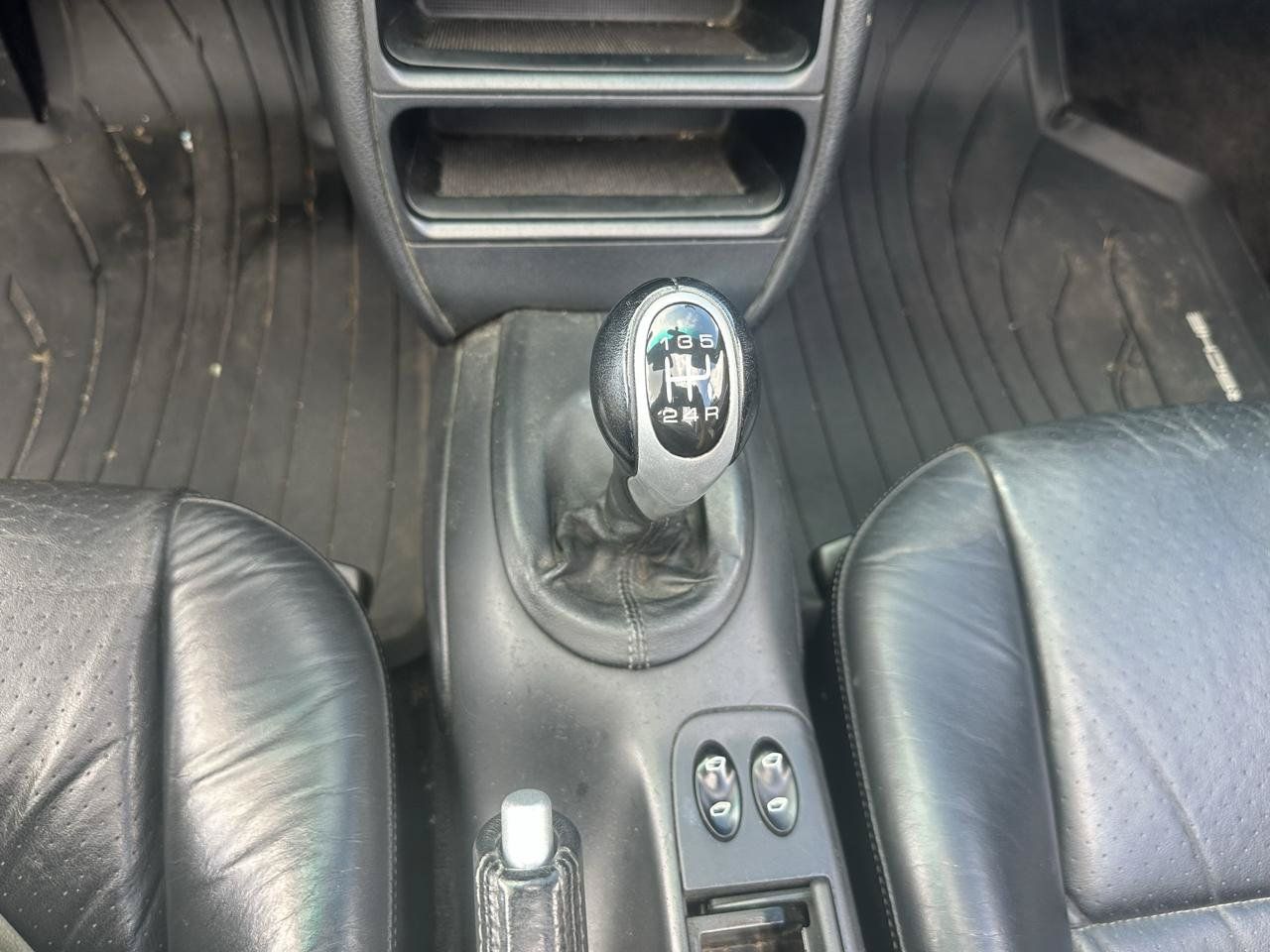 Used 2003 Porsche Boxster RWD image 14