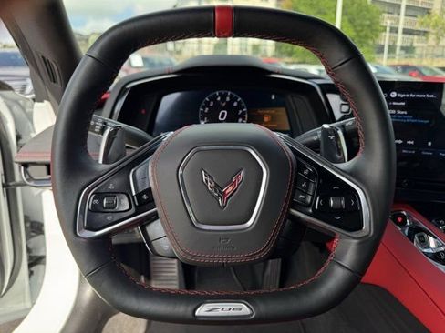 Used 2025 Chevrolet Corvette Z06 w/ Stealth Interior Trim Package RWD image 16