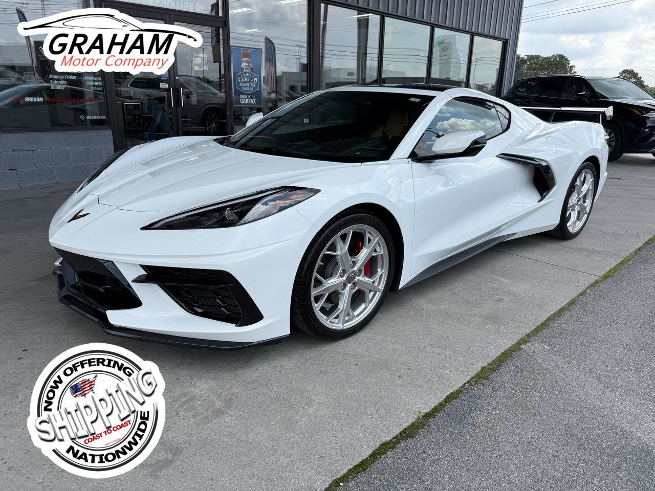 Used 2021 Chevrolet Corvette Coupe w/ 2LT w/ Engine Appearance Package RWD image 1